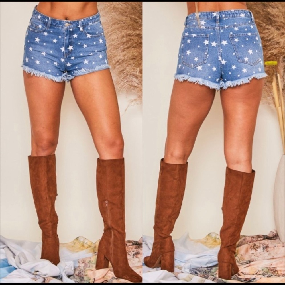 The SKYE Star Print Denim Cut-Off - Picture 5 of 6